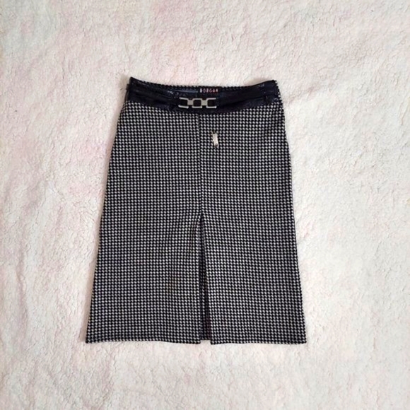 Black and white houndstooth Winter skirt with faux leather belt. - Picture 2 of 6
